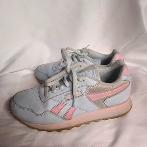Reebok classics kids sneakers pink and blue 5.5